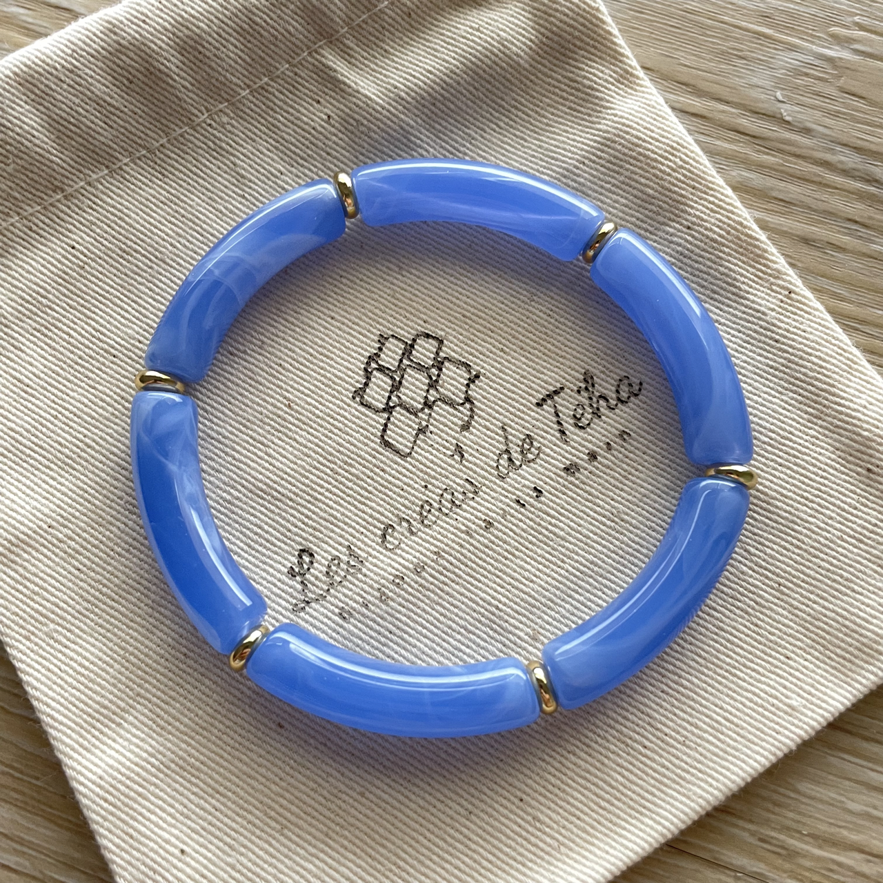 Bracelet élastique tendance perles incurvées modèle Ata