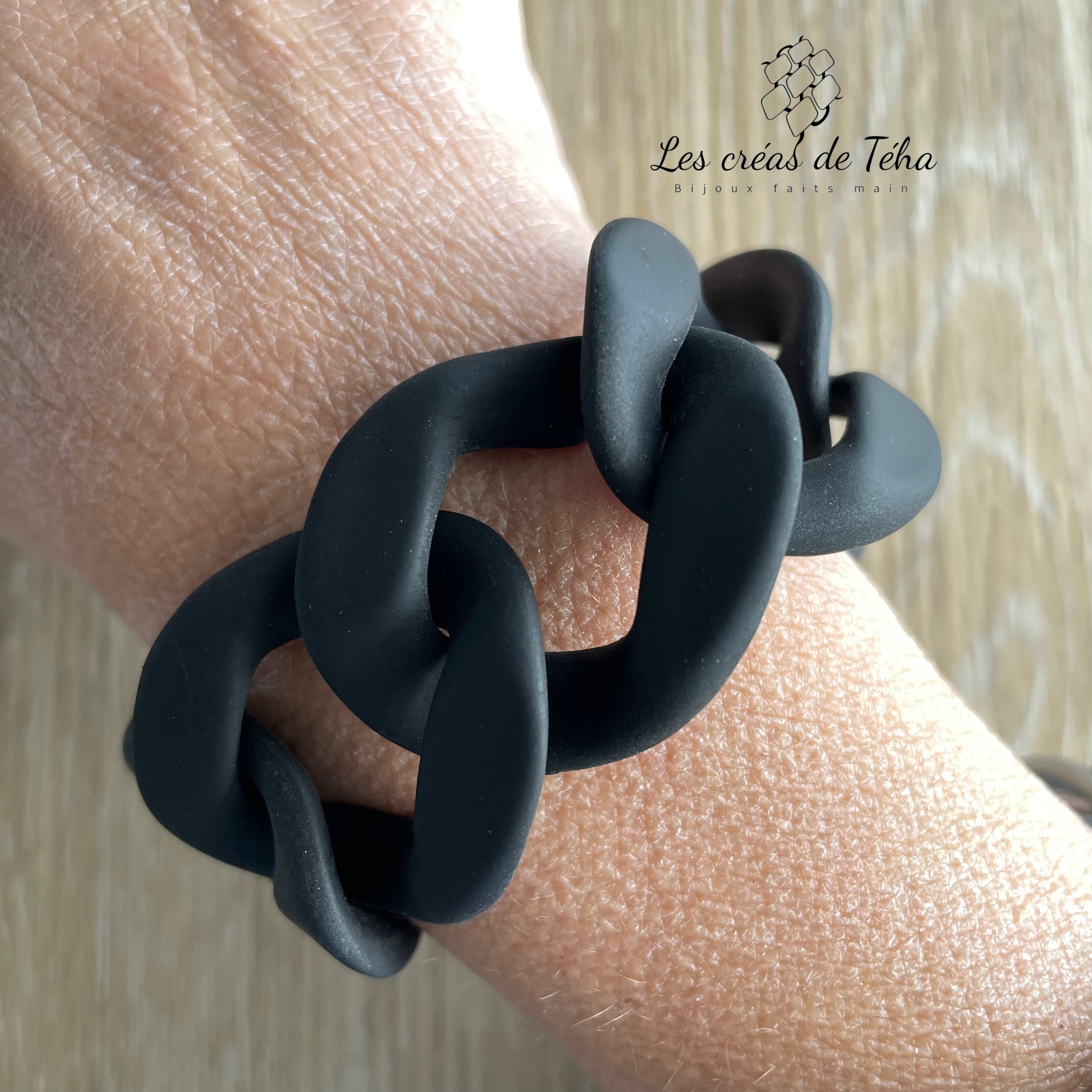 Bracelet noir en grosses mailles  modèle Ohéa