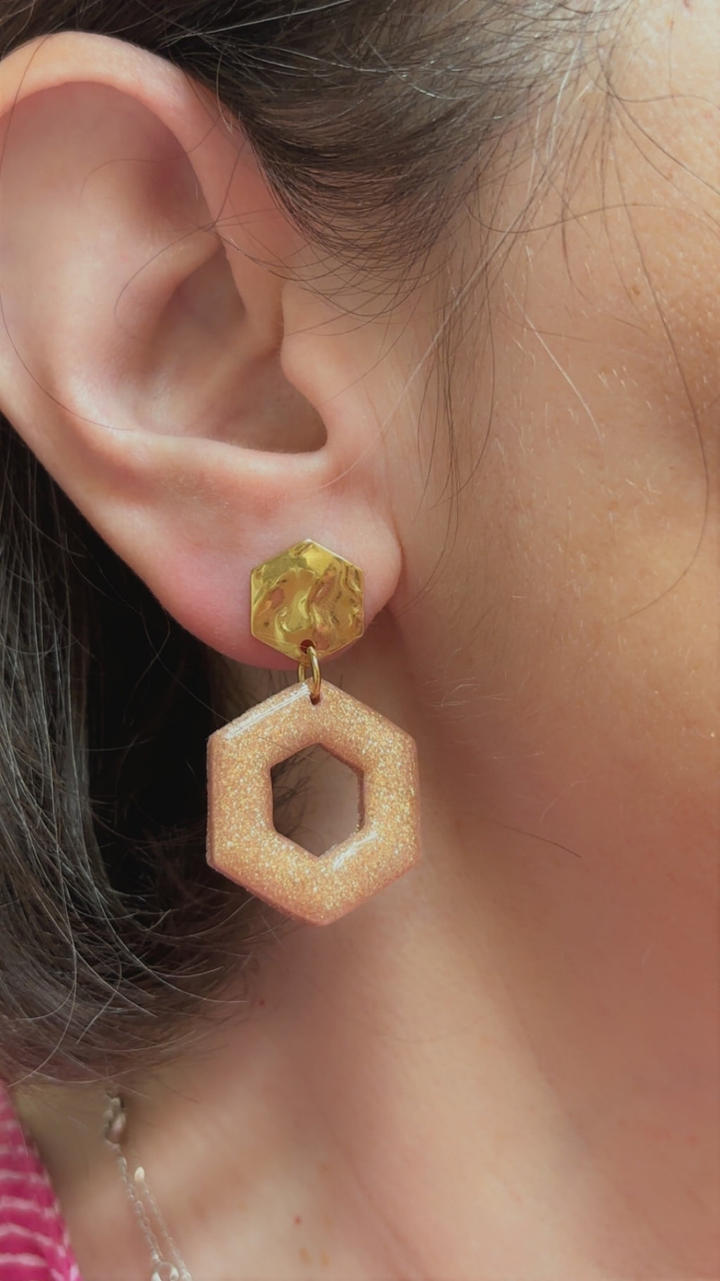 Boucles d’oreilles en acier inoxydable et pâte polymère modèle Alvea