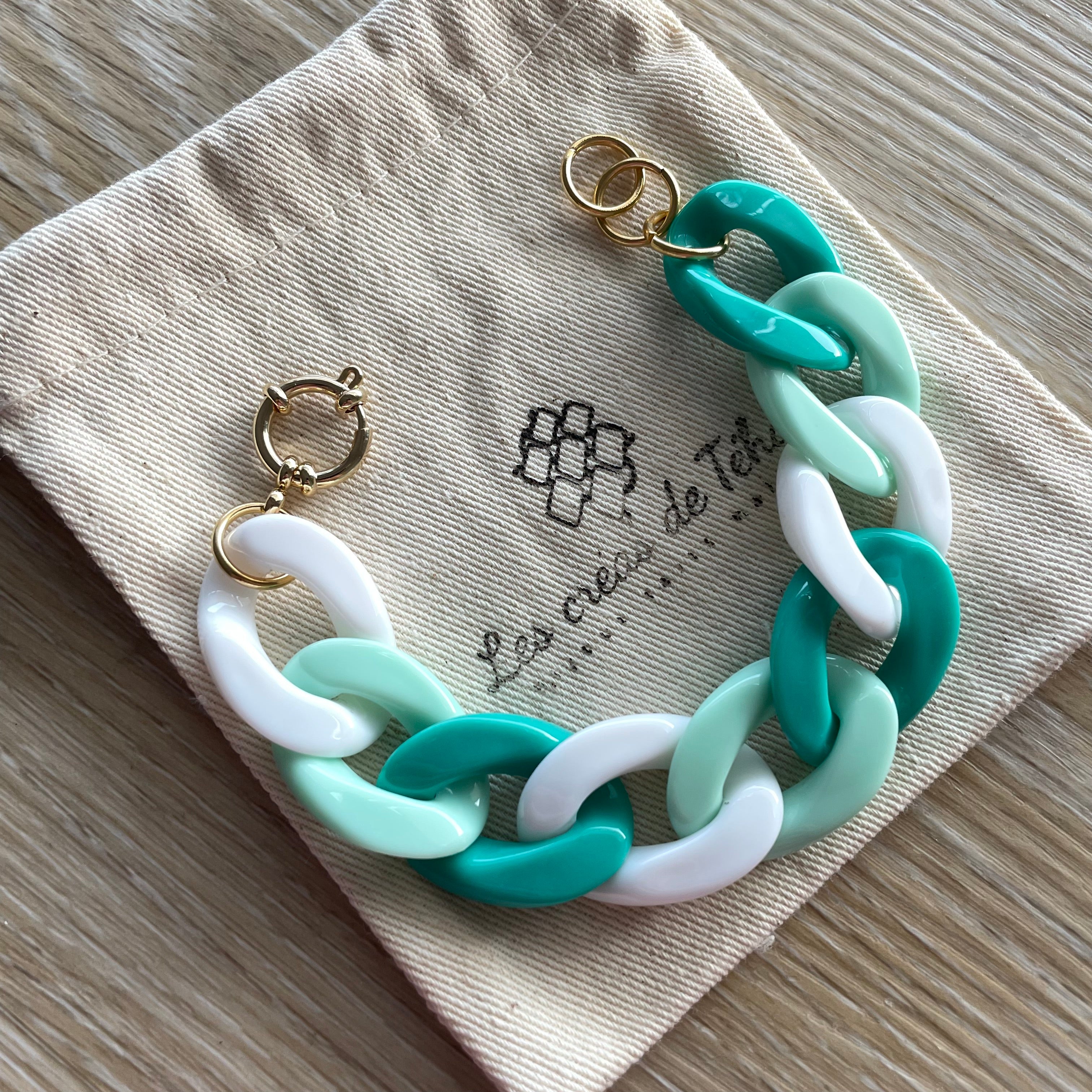 Bracelet tendance grosses mailles modèle Ohéa blanc menthe vert